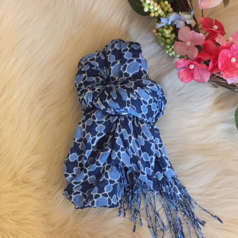 NWT New York & Co scarf